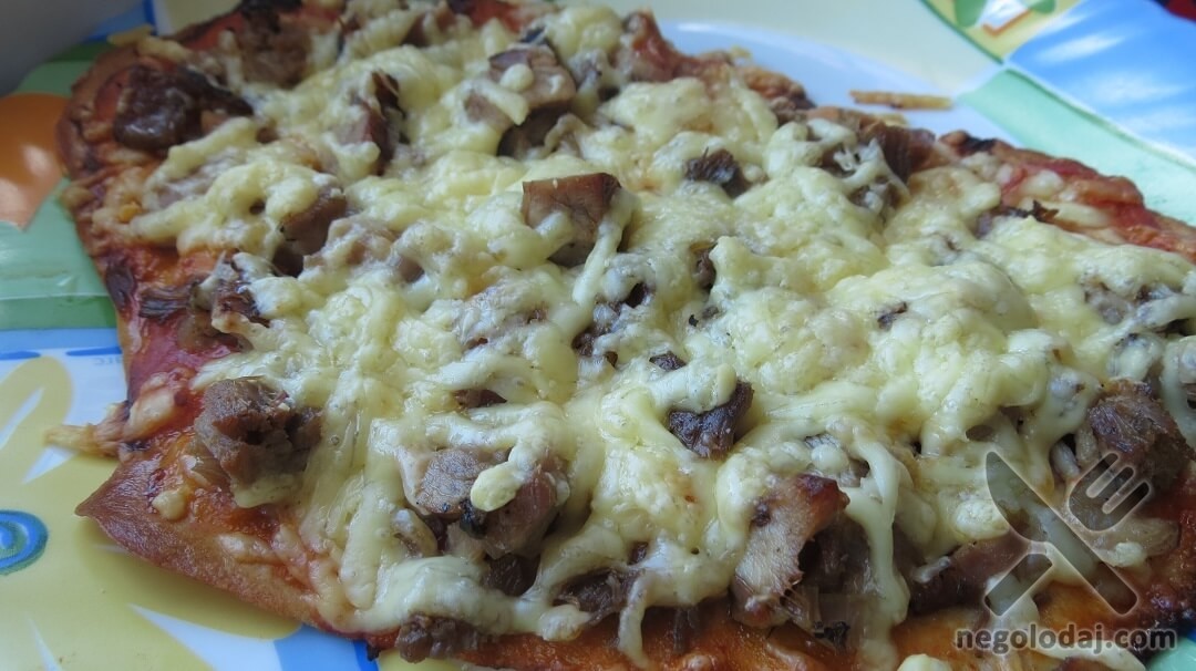 Пицца с индюшкой и сыром