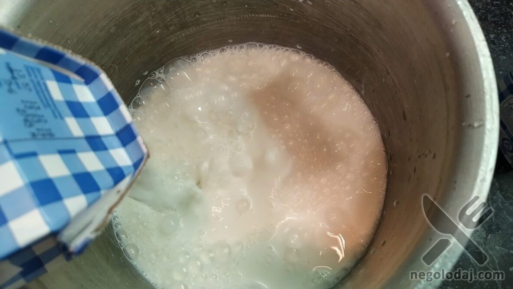 Йогурт с молока